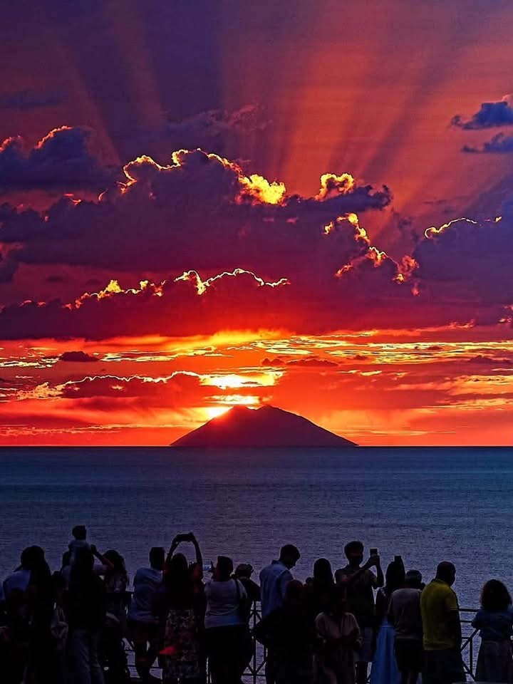 zonsondergang Stromboli